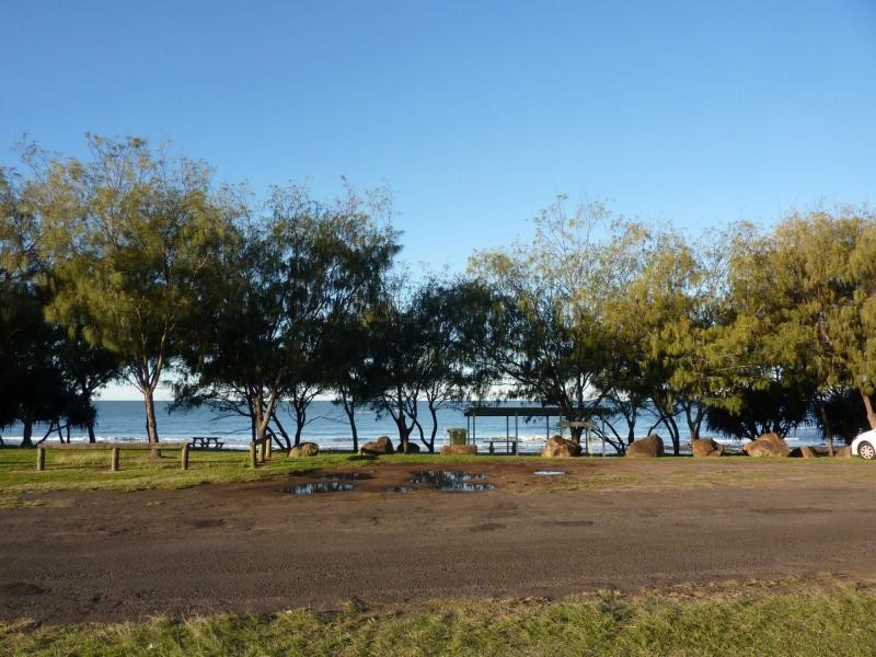 1a Sea Esplanade, Burnett Heads QLD 4670