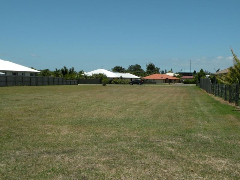 6 Francis Place, Innes Park QLD 4670