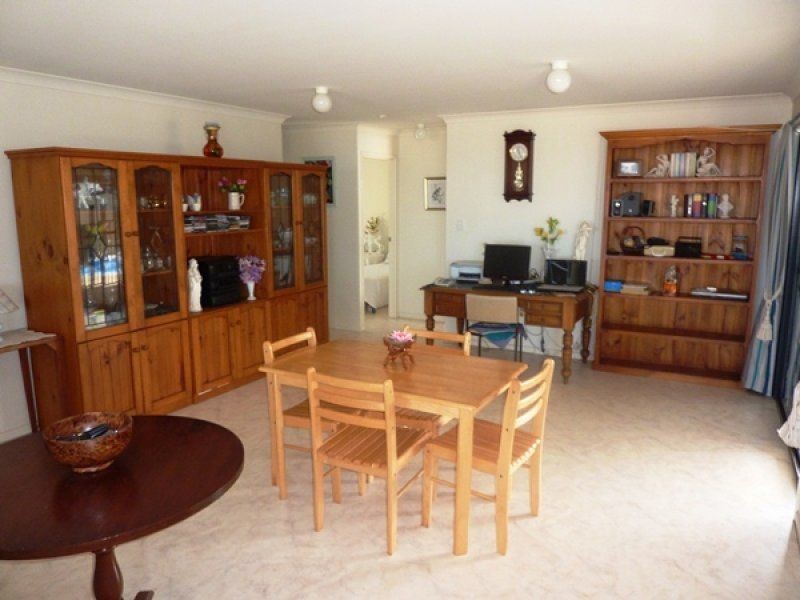 137 Sea Esplanade, Burnett Heads QLD 4670
