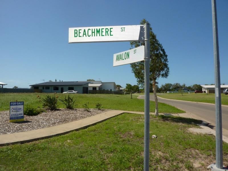 7 Beachmere Street, Burnett Heads QLD 4670