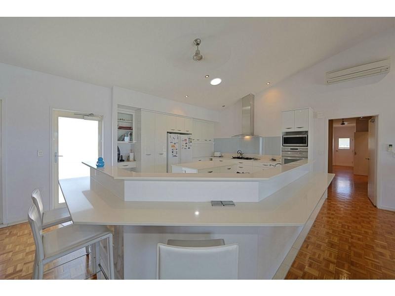 35 McCavanagh Street, Bargara QLD 4670