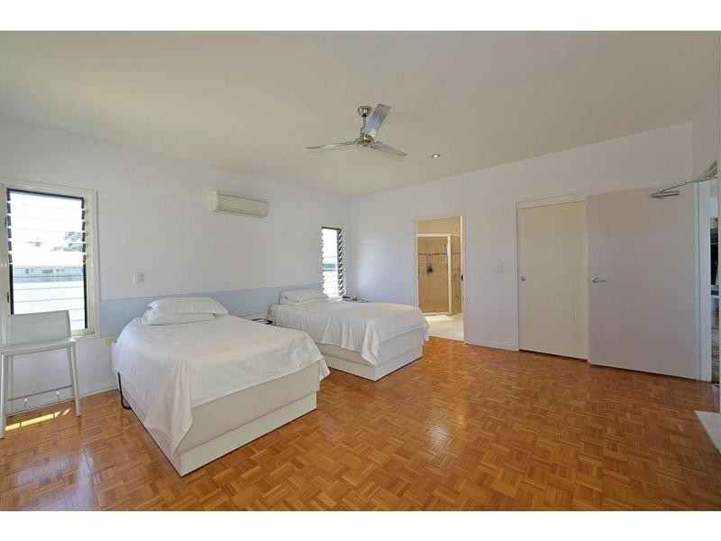 35 McCavanagh Street, Bargara QLD 4670