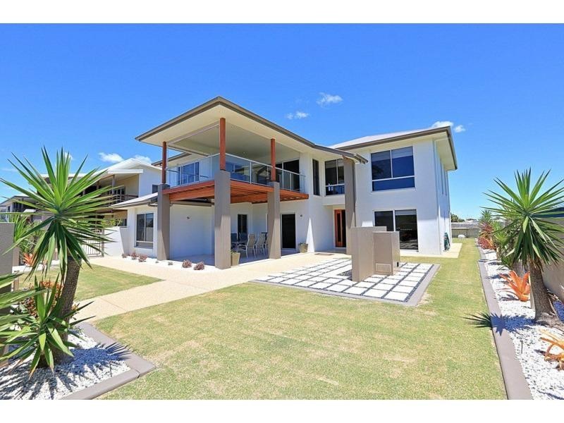 128 Woongarra Scenic Drive, Bargara QLD 4670