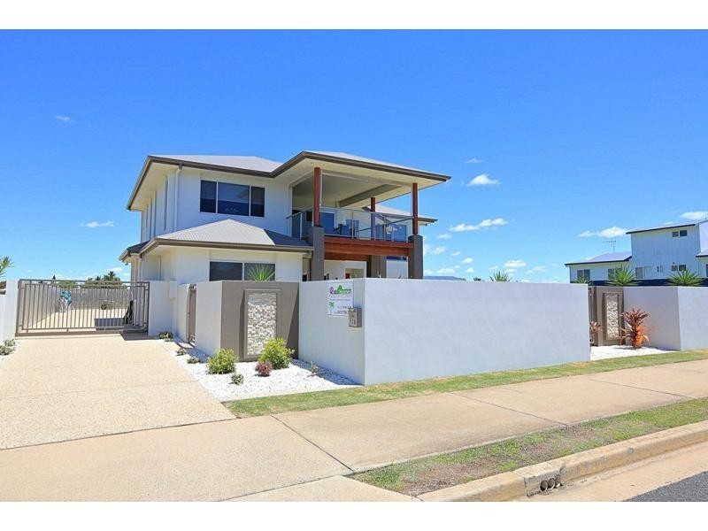 128 Woongarra Scenic Drive, Bargara QLD 4670