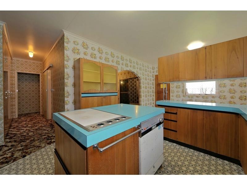 39 Esplanade, Bargara QLD 4670