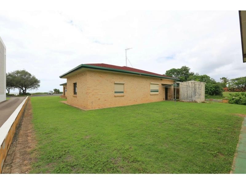 39 Esplanade, Bargara QLD 4670