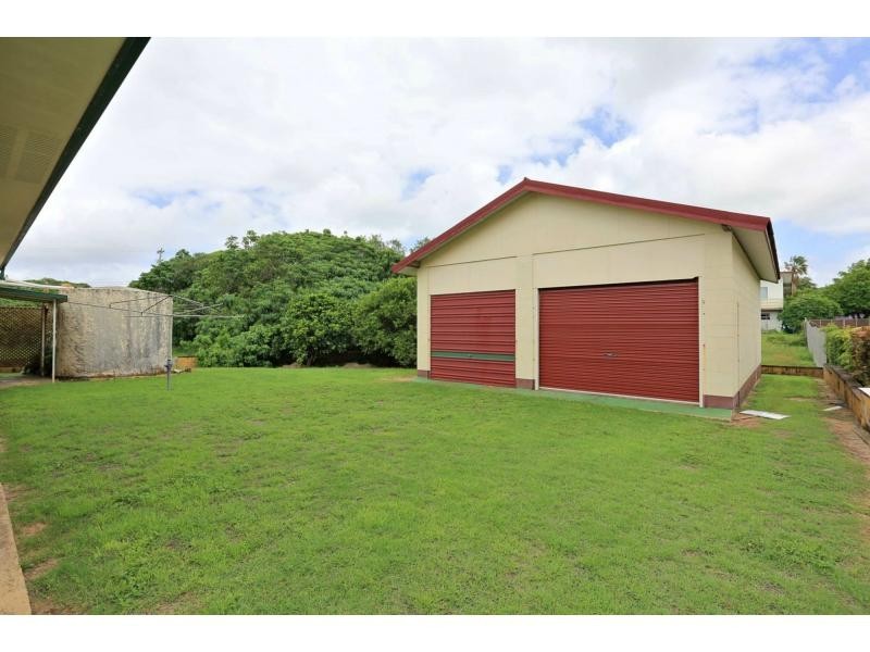 39 Esplanade, Bargara QLD 4670