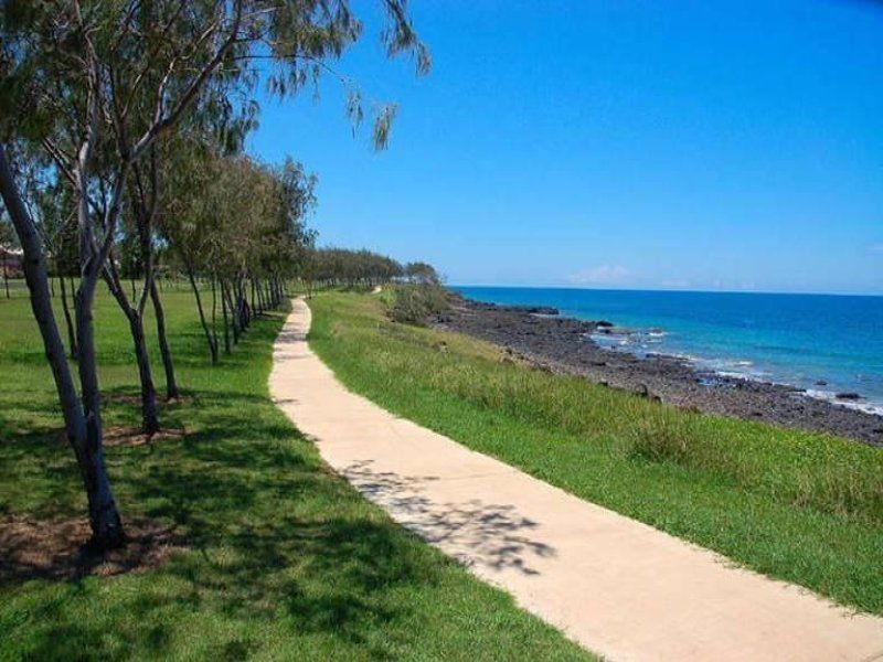 3 Brieschke Street, Elliott Heads QLD 4670