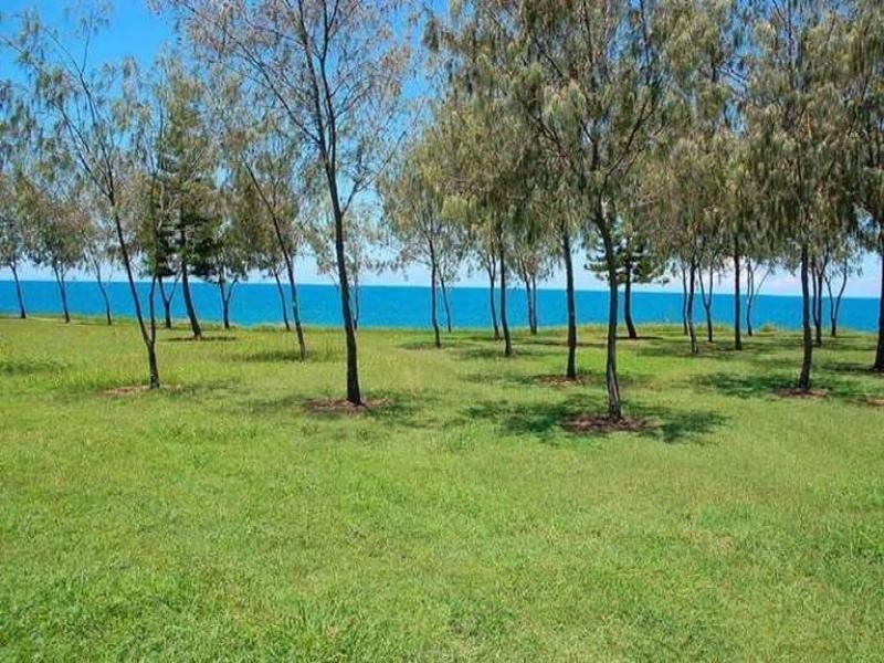 3 Brieschke Street, Elliott Heads QLD 4670