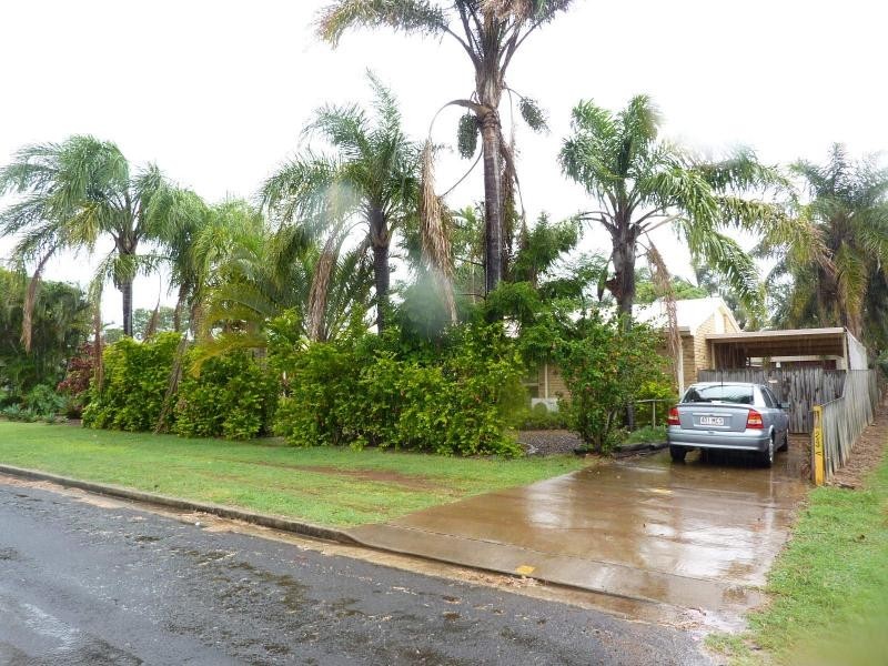 3 Milton Street, Burnett Heads QLD 4670