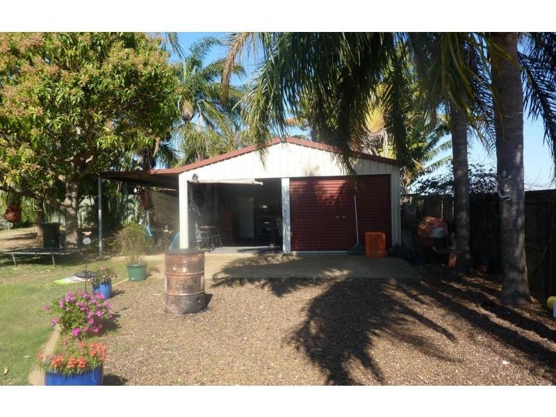3 Milton Street, Burnett Heads QLD 4670