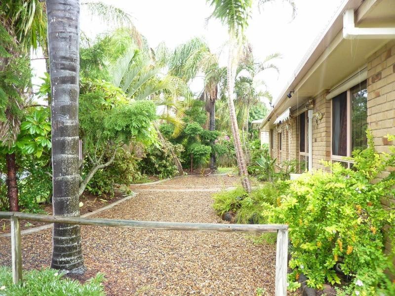 3 Milton Street, Burnett Heads QLD 4670