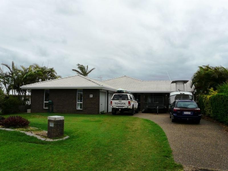 13 Palm Street, Innes Park QLD 4670