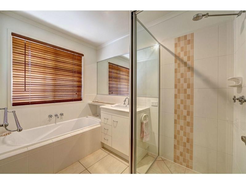 3 Pioneer Close, Bargara QLD 4670