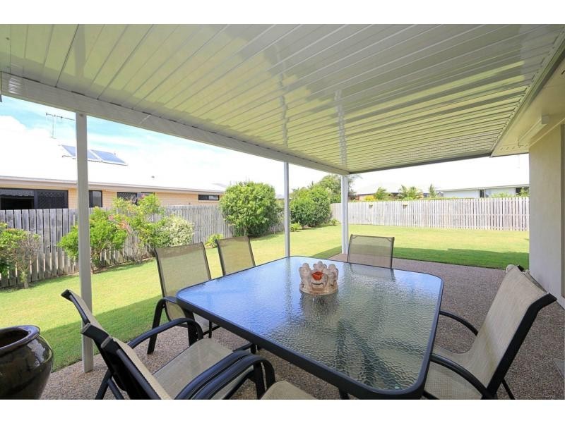 3 Pioneer Close, Bargara QLD 4670
