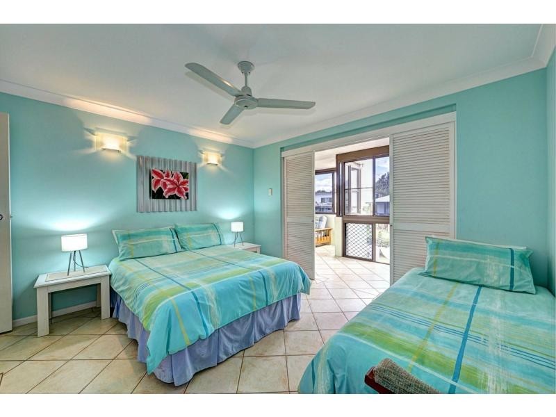 2/41 Esplanade, Bargara QLD 4670