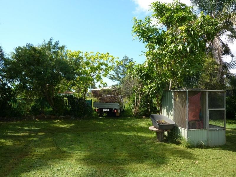 16 Burns Street, Burnett Heads QLD 4670