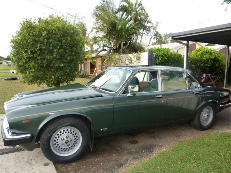 16 Burns Street, Burnett Heads QLD 4670