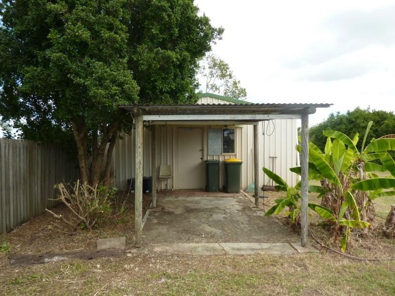25 Ocean Street, Burnett Heads QLD 4670