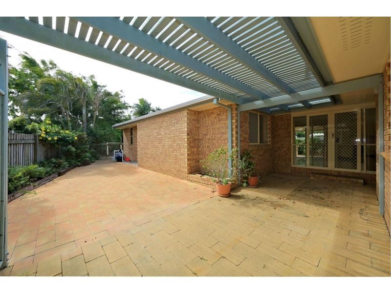 2 Dunk Street, Bargara QLD 4670