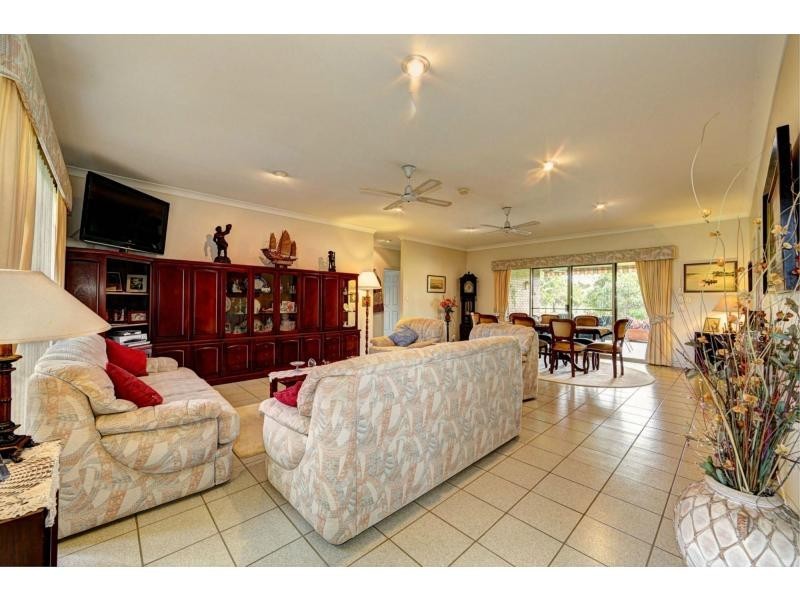 27 Fairway Drive, Golf Links Estate, Bargara QLD 4670