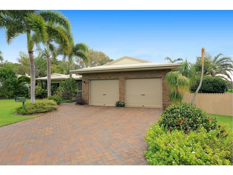 27 Fairway Drive, Golf Links Estate, Bargara QLD 4670