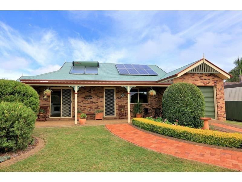 2 Sorensen Crescent, Bargara QLD 4670