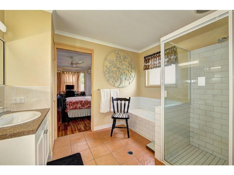 2 Sorensen Crescent, Bargara QLD 4670