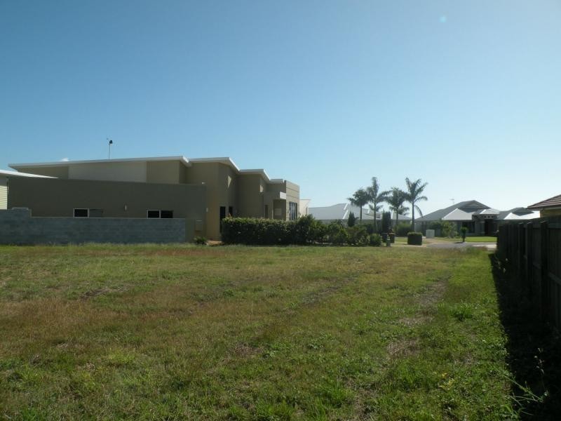 11 Hillcrest Court, Bargara QLD 4670