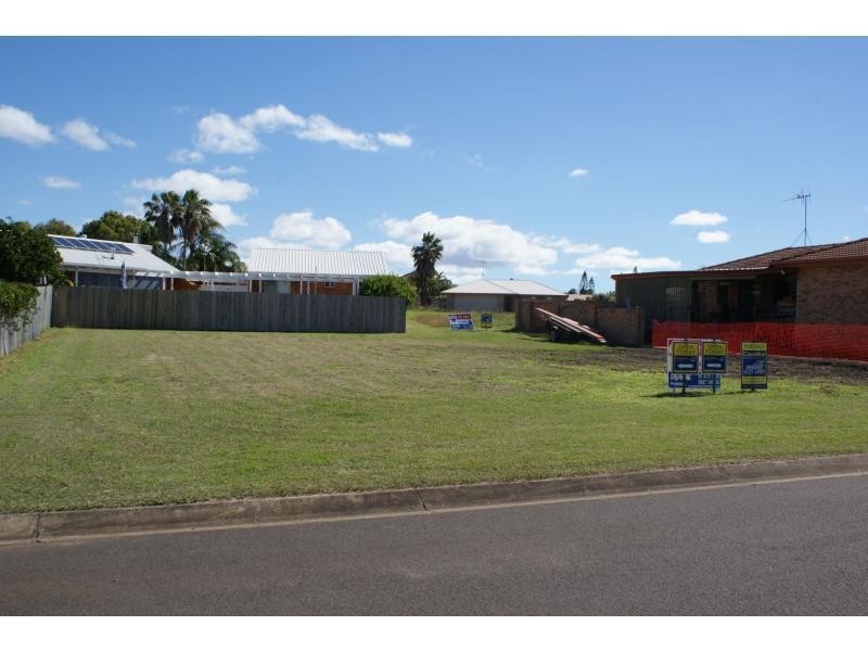 26 Oceanview Street, Bargara QLD 4670