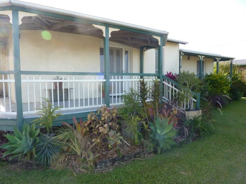 79 Kinch Street, Burnett Heads QLD 4670