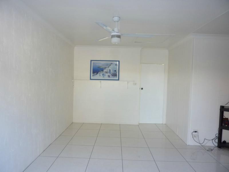 79 Kinch Street, Burnett Heads QLD 4670