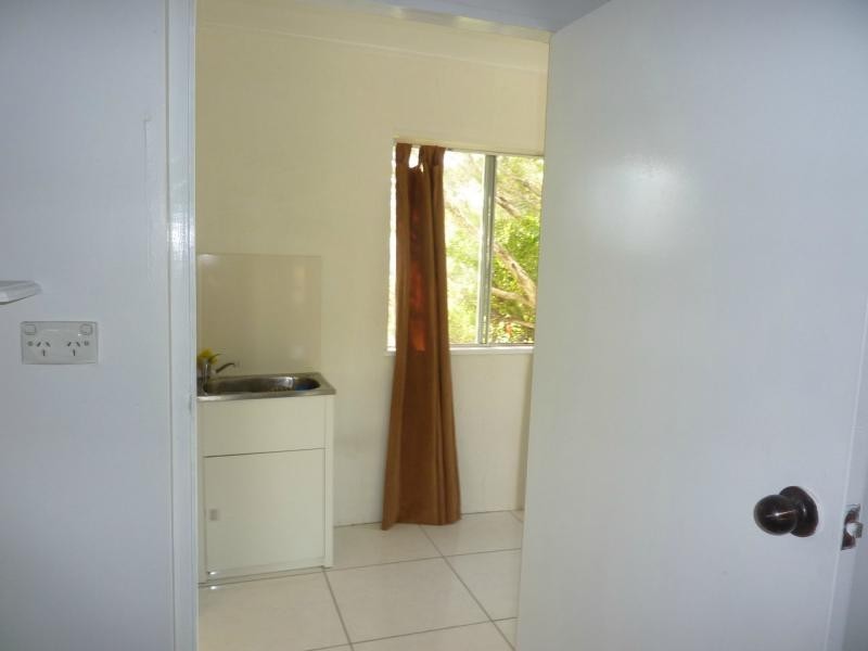 79 Kinch Street, Burnett Heads QLD 4670