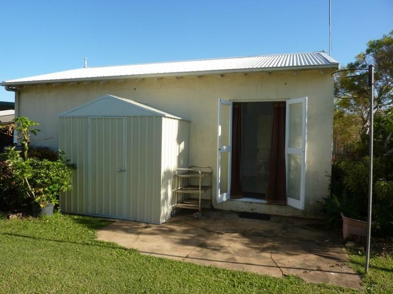 79 Kinch Street, Burnett Heads QLD 4670