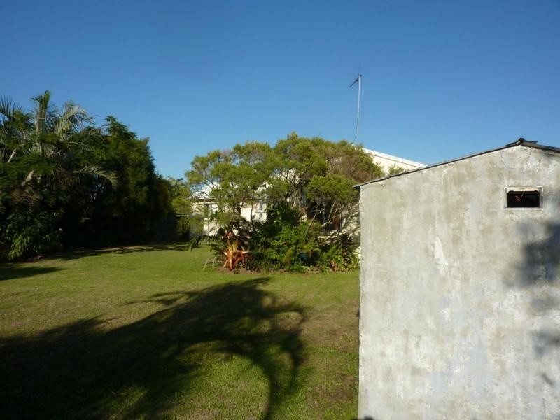 79 Kinch Street, Burnett Heads QLD 4670