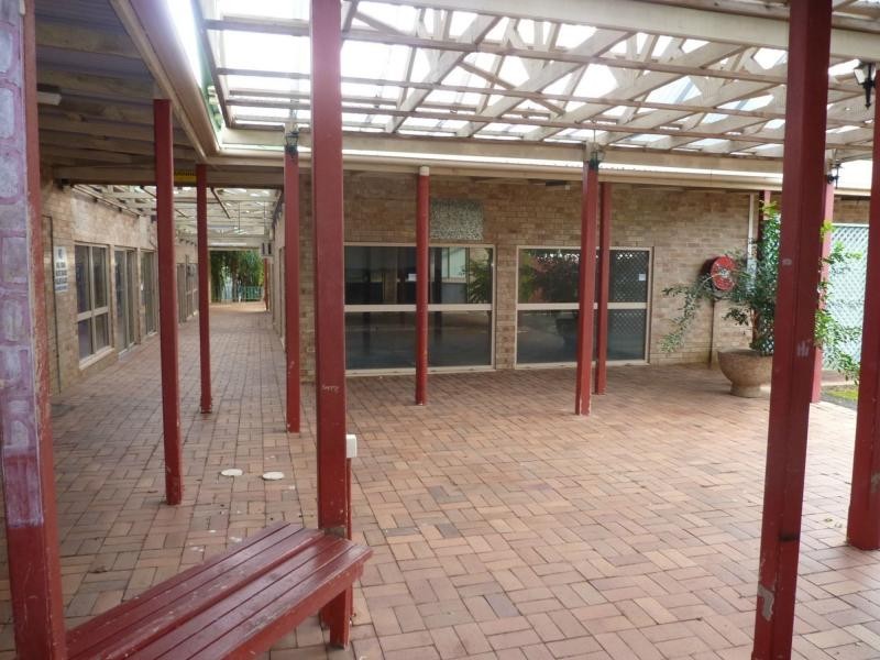 33 Zunker Street, Burnett Heads QLD 4670