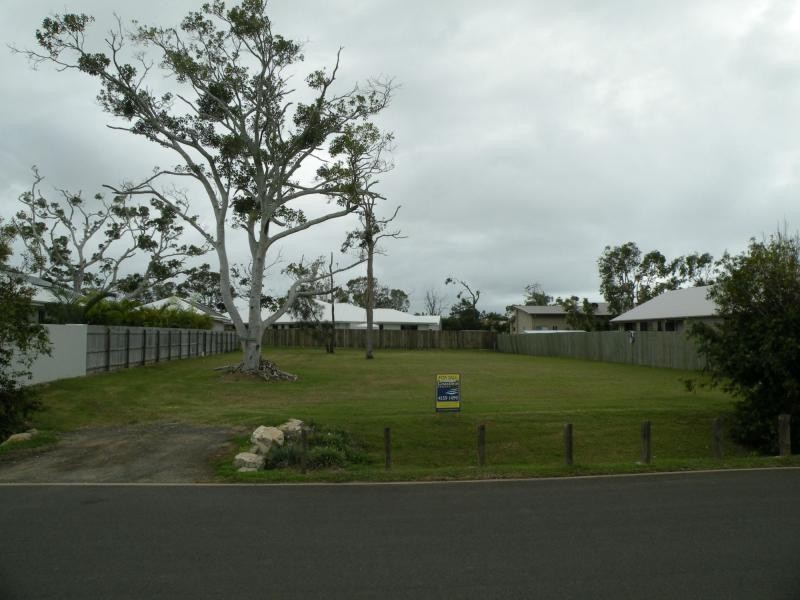 12 Atlantis Boulevard, Beach Milieu, Bargara QLD 4670