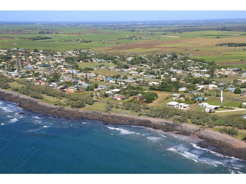 6 Hunter Street, Burnett Heads QLD 4670
