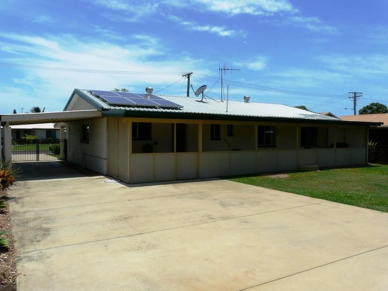 47 Bluewater Drive, Elliott Heads QLD 4670