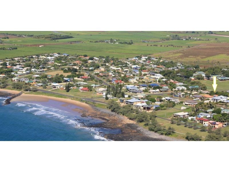 12 Scott Street, Burnett Heads QLD 4670
