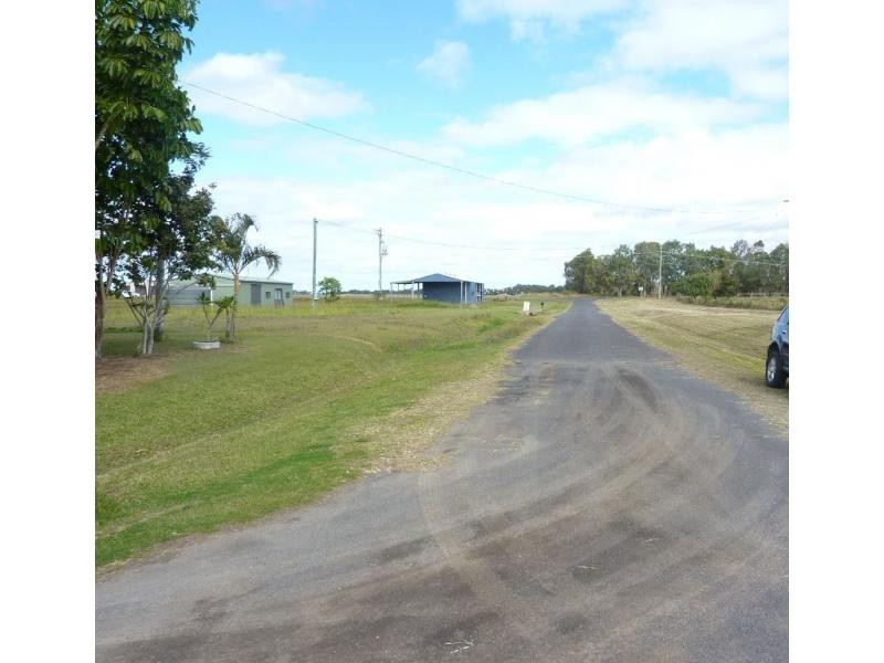 14 Canefield Drive, Burnett Heads QLD 4670