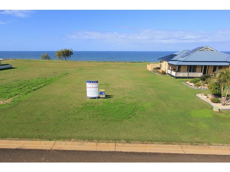 14 Sea Esplanade, Elliott Heads QLD 4670