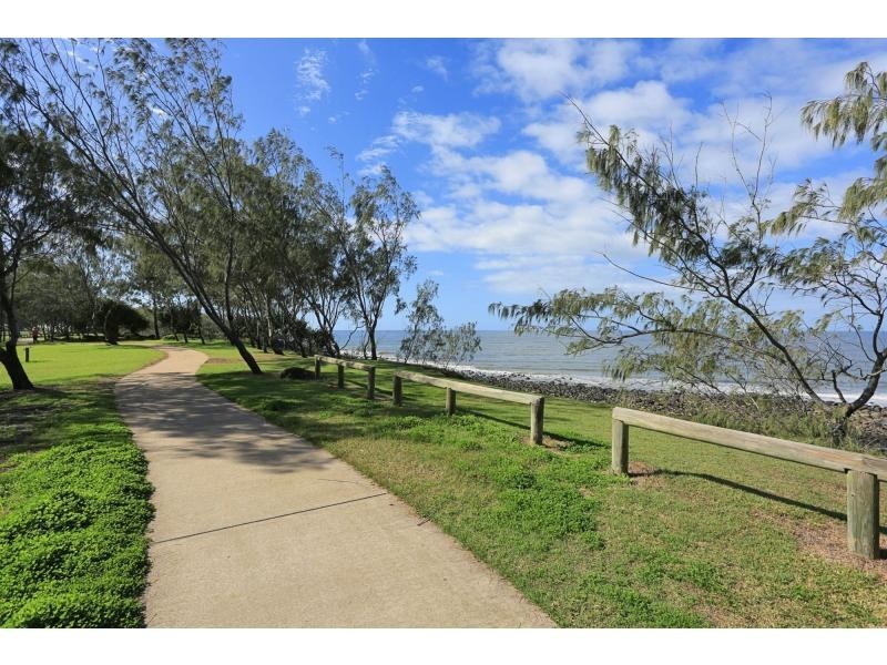 14 Sea Esplanade, Elliott Heads QLD 4670