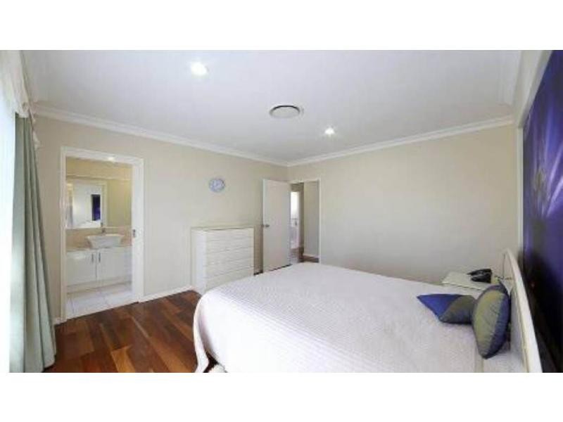 16 Avalon Street, Burnett Heads QLD 4670