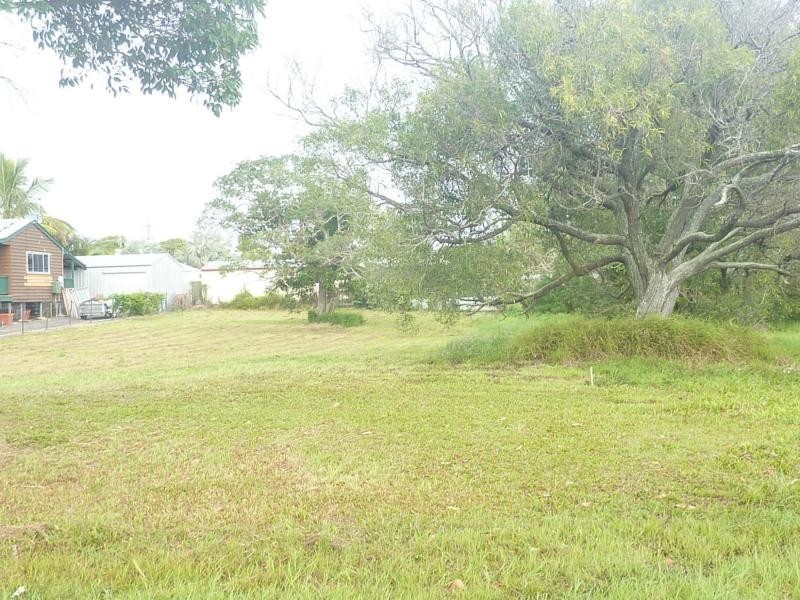 6 Doctor Street, Burnett Heads QLD 4670
