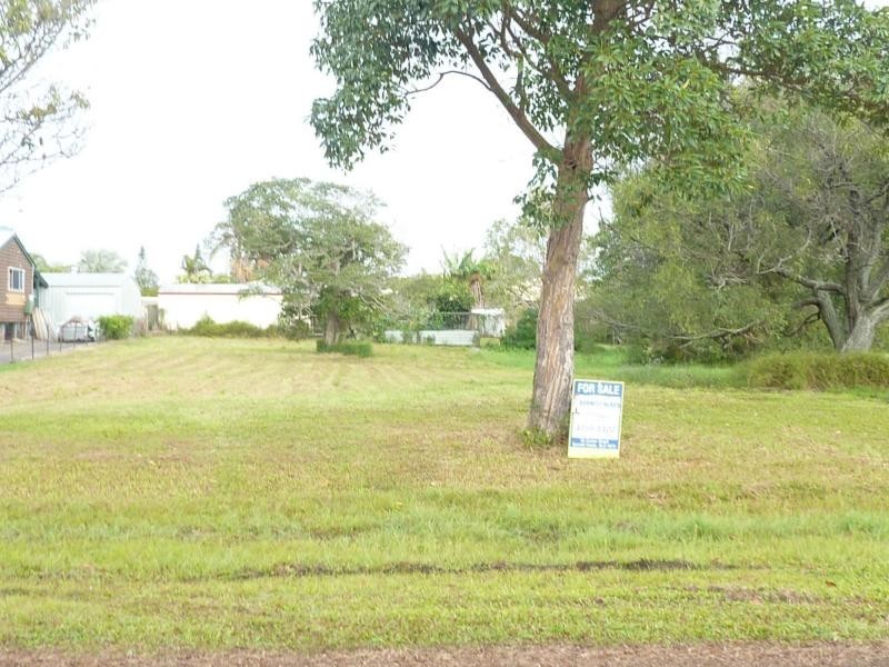 6 Doctor Street, Burnett Heads QLD 4670