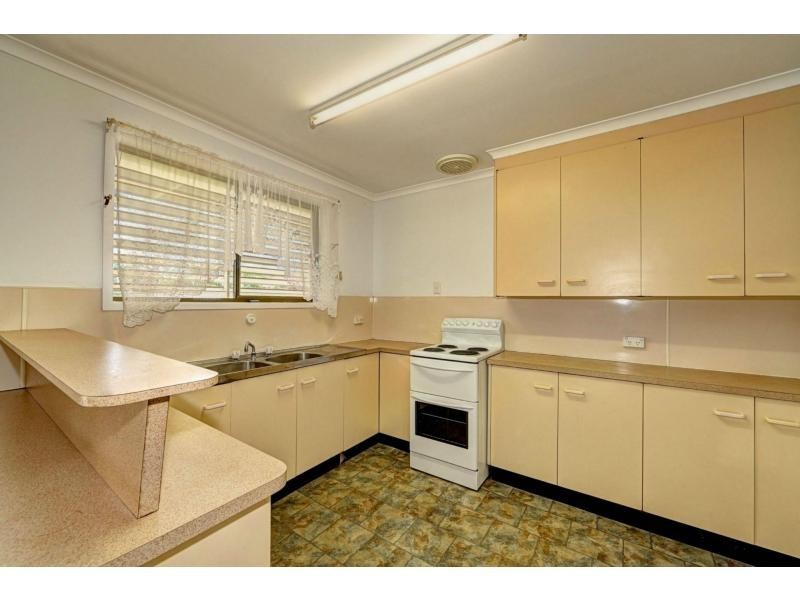 42 Croft Street, Bargara QLD 4670