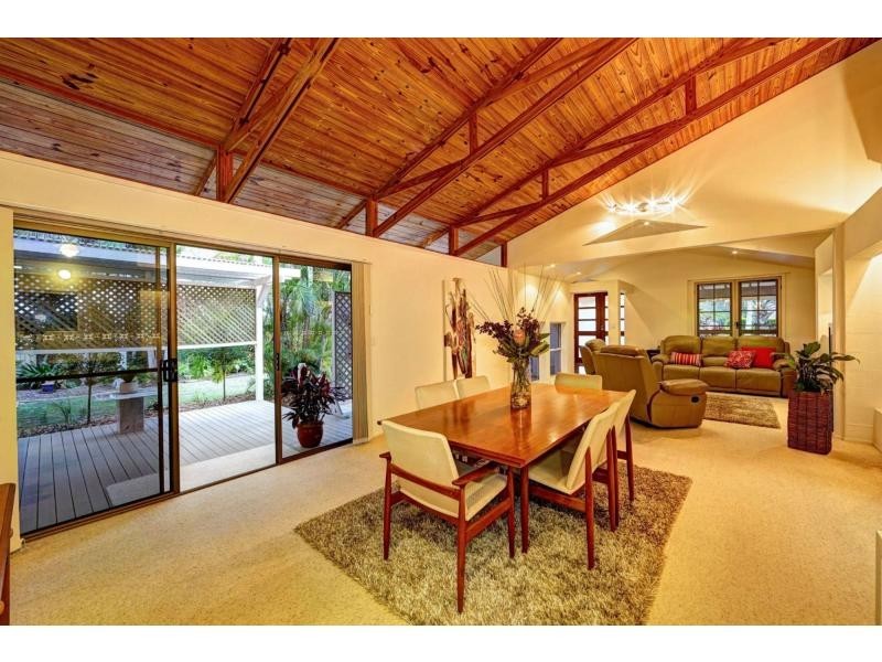 9 Dooley Street, Bargara QLD 4670