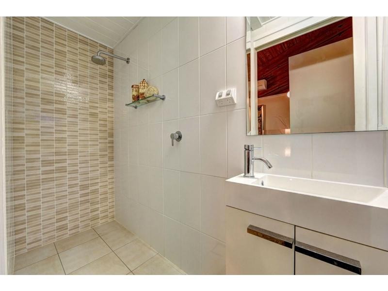 9 Dooley Street, Bargara QLD 4670