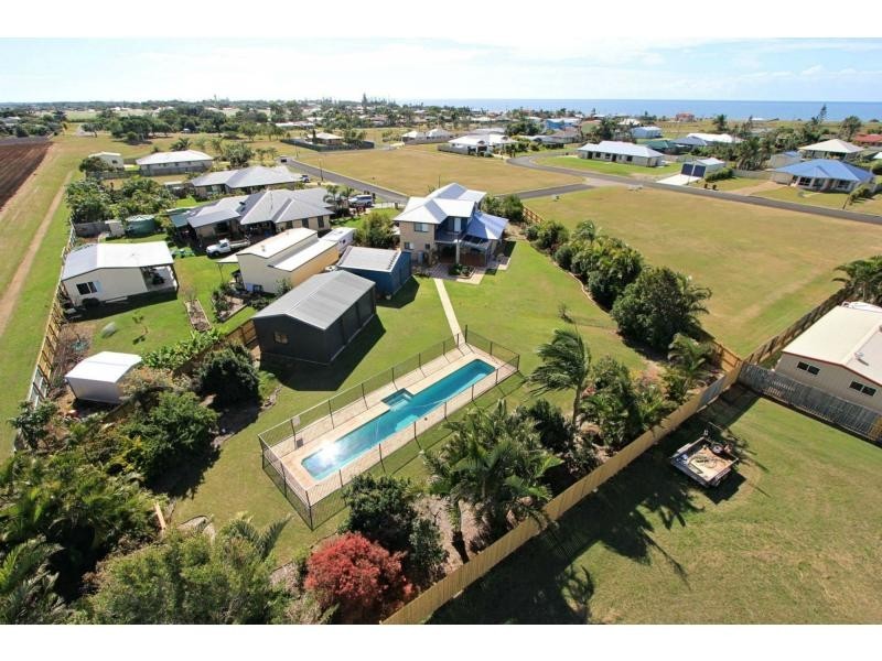 22 Neptune Street, Burnett Heads QLD 4670